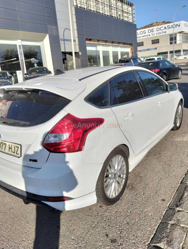 Ford Focus 1.6 116CV 