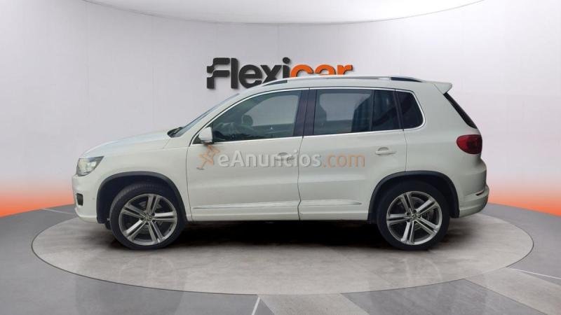 Volkswagen Tiguan 2.0 TDI 177cv DSG 4x4 R-Line BMT 