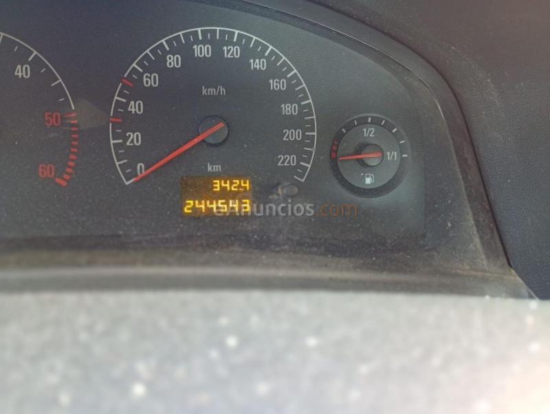Opel Vectra Comfort 2.0 DTI 16v 