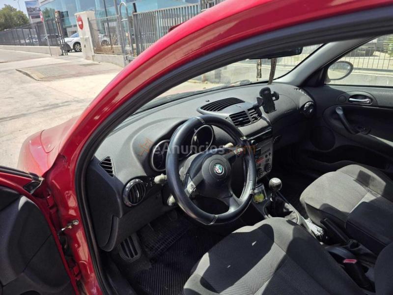 Alfa Romeo 147 1.9 JTD Distinctive 