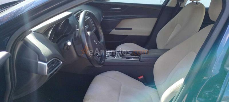 Jaguar XE 2.0 AJ200D Diesel Auto AWD XE Pure 
