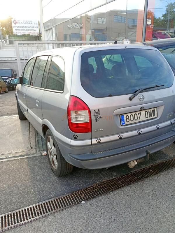 Opel Zafira 2.0 Dti 16v Elegance 