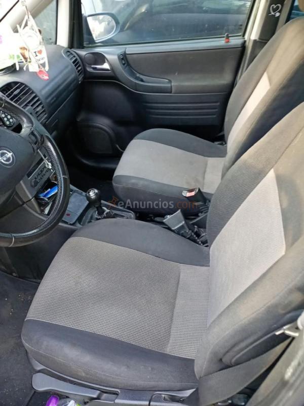 Opel Zafira 2.0 Dti 16v Elegance 