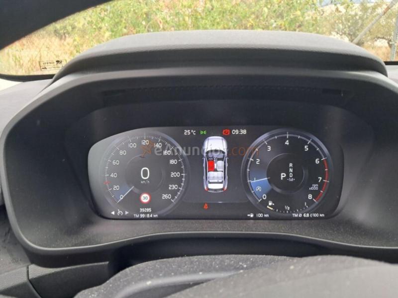 Volvo XC40 1.5 T2 Momentum Core Auto 