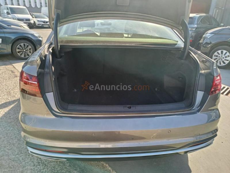 Audi A4 Advanced 30 TDI 100kW 136CV S tronic 