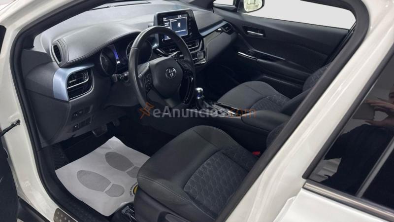 Toyota C-HR Advance 122 c.v  HIBRIDO  AUTOMATICO