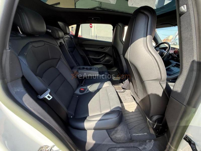 Porsche Taycan Sport Turismo