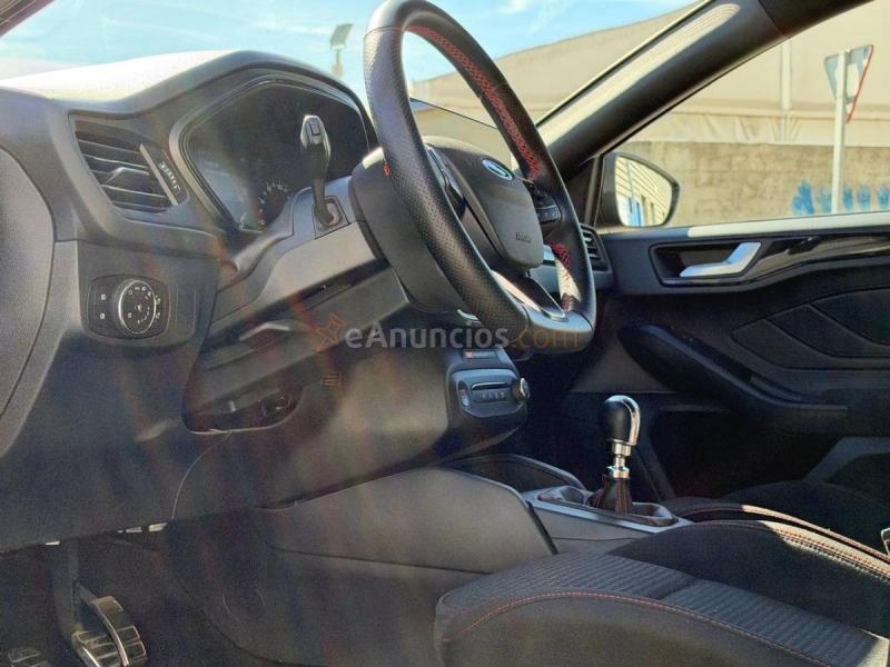 Ford Focus 1.0 Ecoboost MHEV 92kW ST-Line