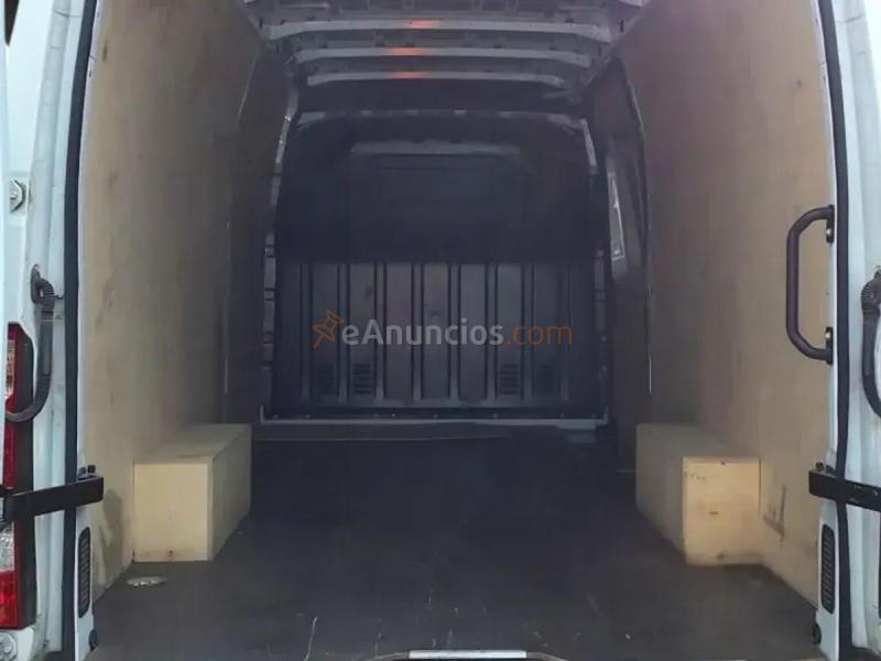 Renault Master Furgón L4H2 (2023)  Tracción Trasera  Renault Trucks Edition  Gran Volumen  Desde 418€mes 