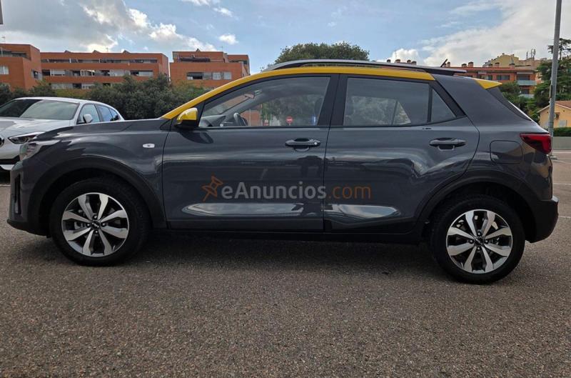 Kia Stonic 1.2 DPI 84CV. CONCEPT MUY BUEN ESTADO