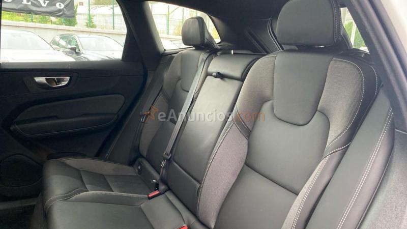 Volvo xc60 2.0 t6 recharge ultimate dark auto 4wd 5p
