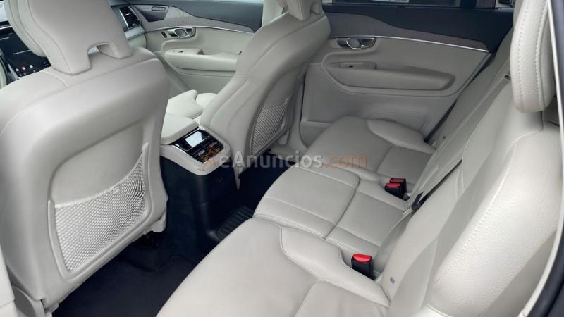 Volvo XC90 PLUS T8 HIBRIDO ENCHUFABLE DARK 7 PLAZAS