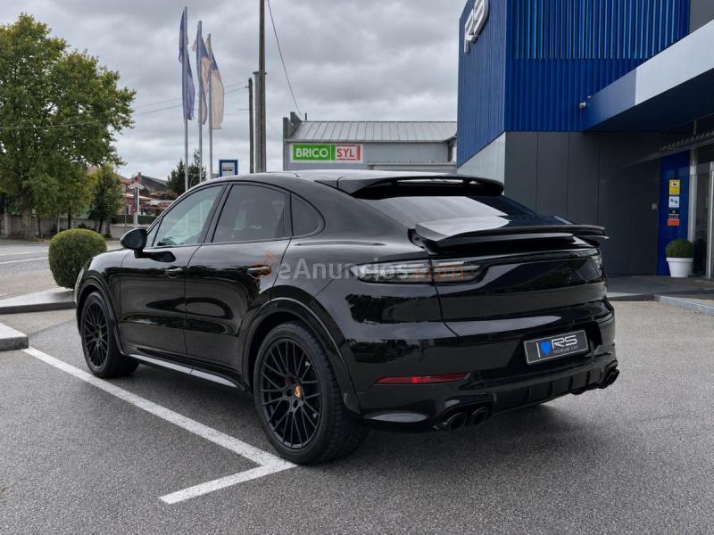 Porsche Cayenne GTS Coupé 
