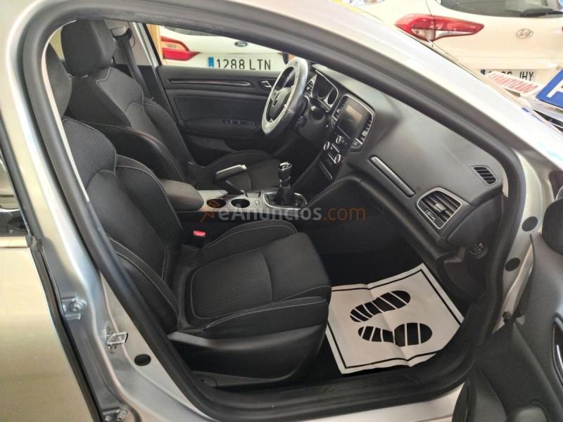 Renault Megane Berlina Intens Energy TCe 97 kW