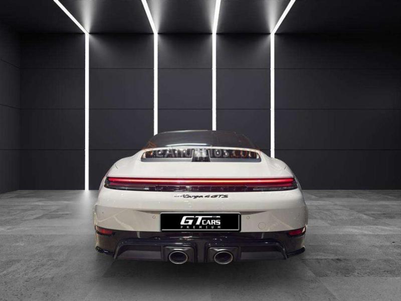 Porsche 911 Targa 4 GTS 