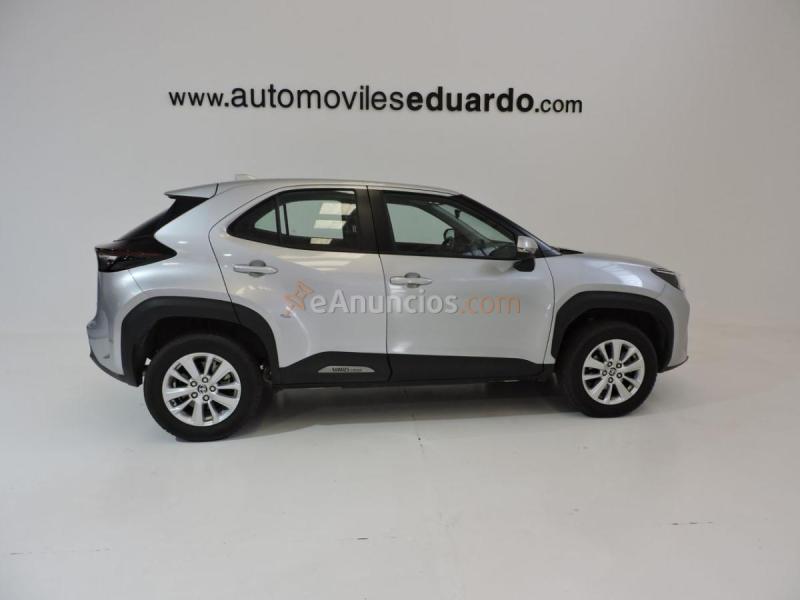 Toyota Yaris Cross Hybrid 120H Business Plus