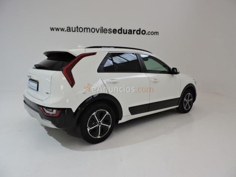 Kia Niro 1.6 HEV Drive 105cv