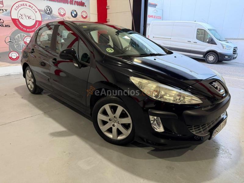 Peugeot 308 5p Premium 1.6 HDi 110 CV FAP Peugeot 308 1.6 HDi 110 FAP Premium