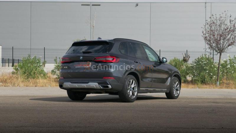 BMW X5 xDrive45e Xline