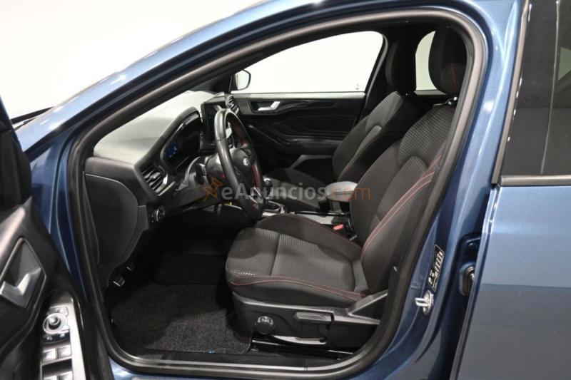 Ford Focus Berlina ST-Line X 1.0 EcoBoost MHEV 92 kW 