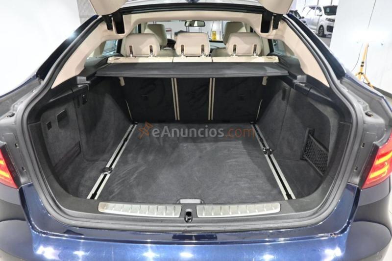 BMW Serie 3 318d Berlina Aut. 