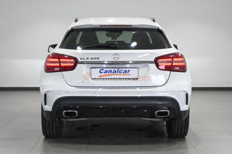 Mercedes GLA 200 7G-DCT 