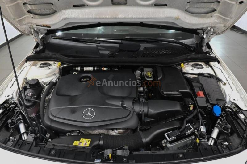 Mercedes GLA 200 7G-DCT 