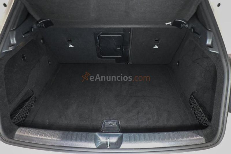 Mercedes GLA 200 7G-DCT 