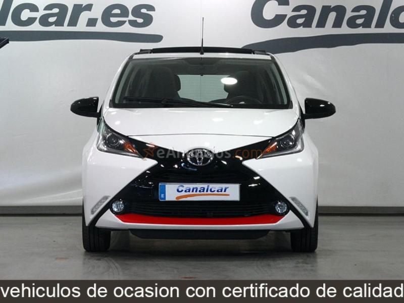 Toyota Aygo Aygo 5p 70 x-sky 