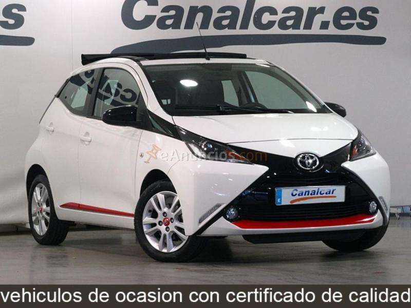 Toyota Aygo Aygo 5p 70 x-sky 