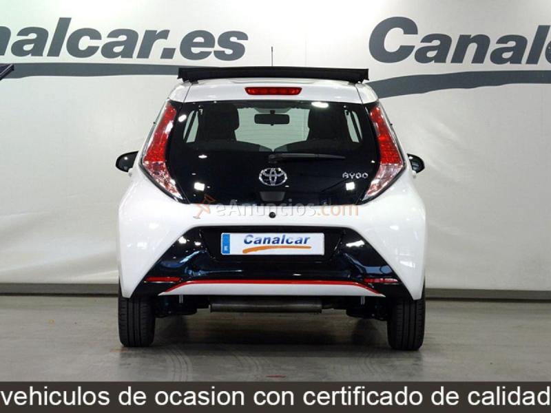 Toyota Aygo Aygo 5p 70 x-sky 