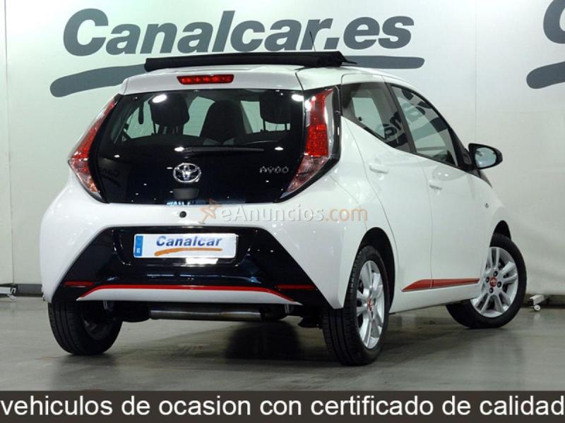 Toyota Aygo Aygo 5p 70 x-sky 