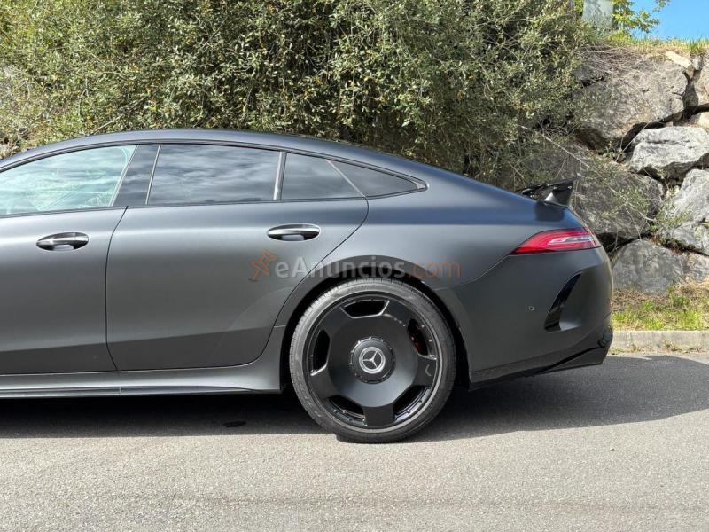 Mercedes-Benz AMG GT 63 4MATIC+ 4.0L V8 Biturbo 585cv