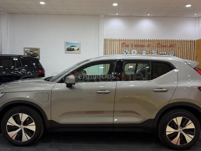 VOLVO XC40 1.5 T4 Recharge PHEV Plus Bright Auto