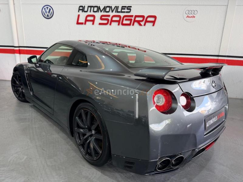 NISSAN GT-R 3.8 V6 Premium Edition