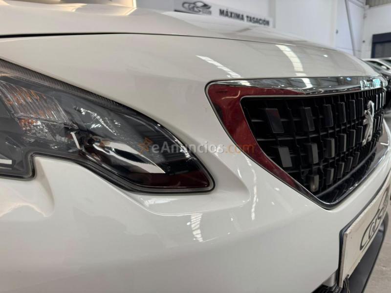 Peugeot 2008 Signature