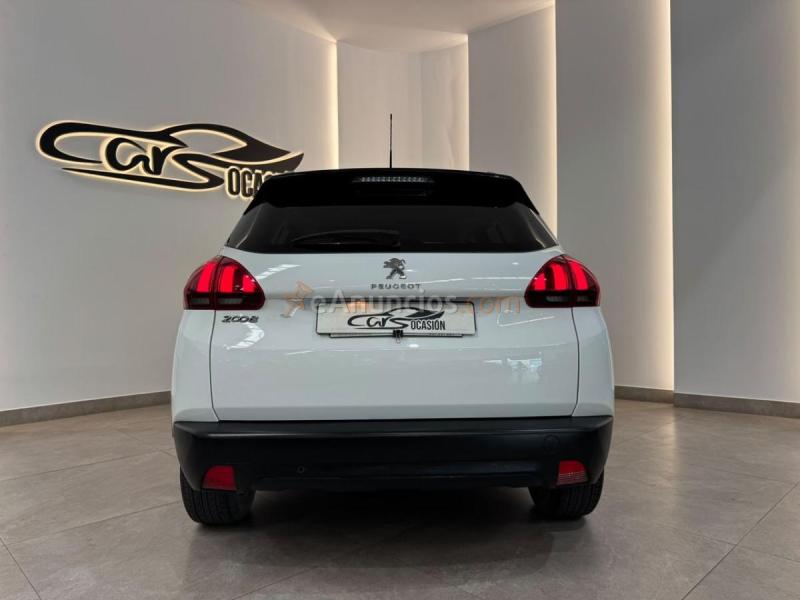 Peugeot 2008 Signature