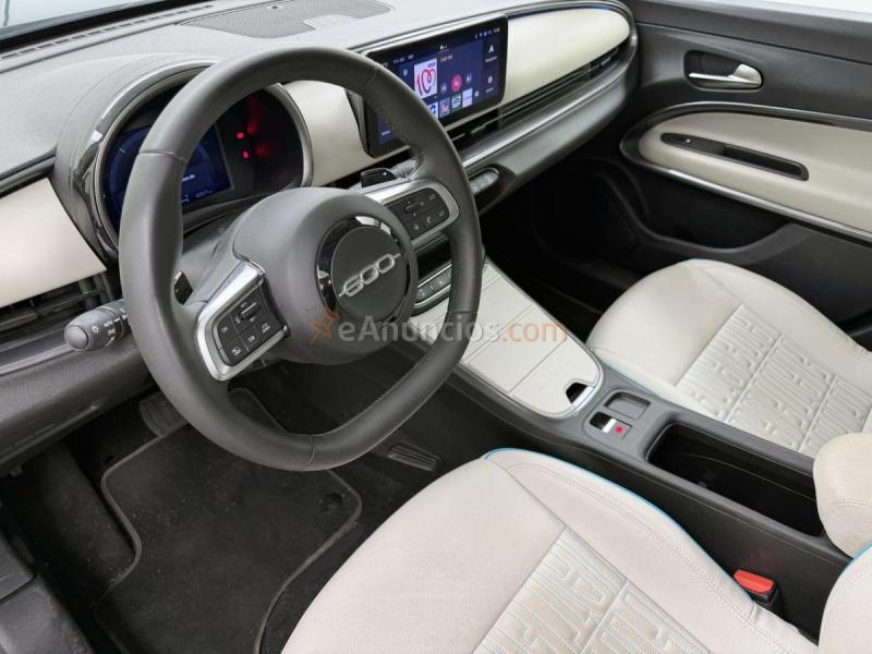 Fiat 600 MHEV La prima 1.2 74kW (100CV) DDCT 