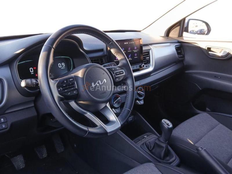Kia Stonic 1.0 T-GDi MHEV 100CV Concept