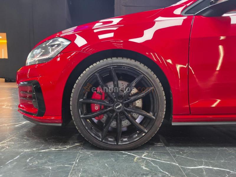 VW Golf GTI Performance
