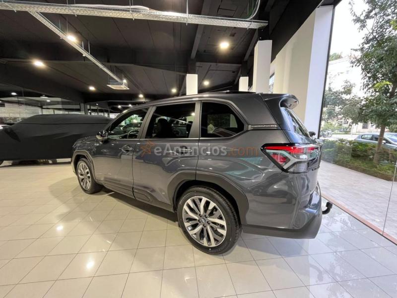Subaru Forester 2.0i Hybrid Touring