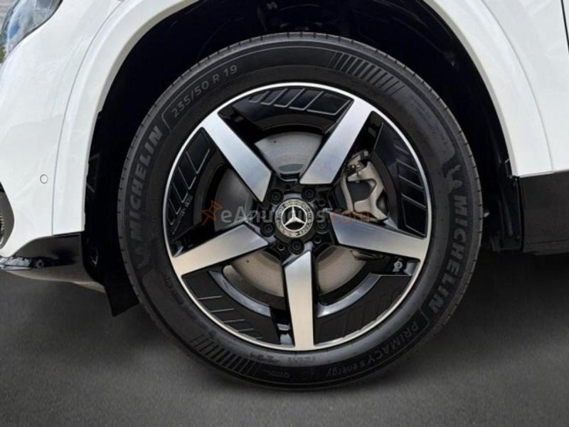 Mercedes-benz Glb 250+ Con Tecnologia Eq