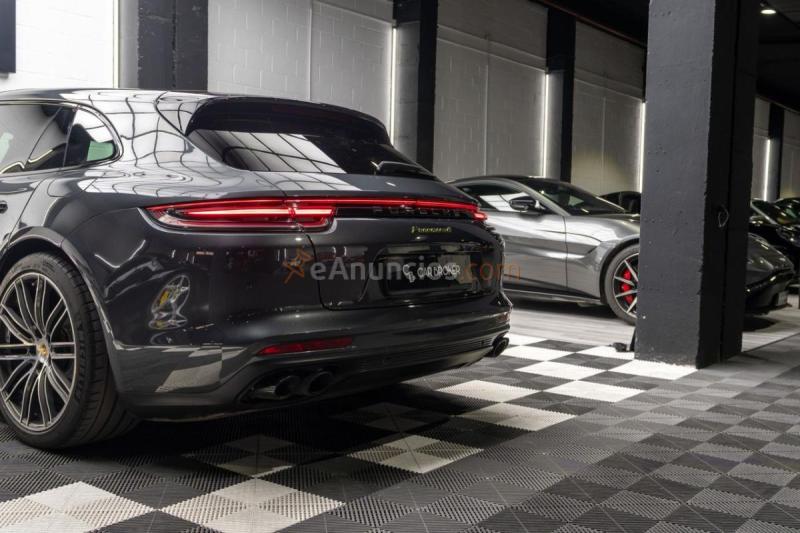 Porsche Panamera 4 E-Hybrid Sport Turismo