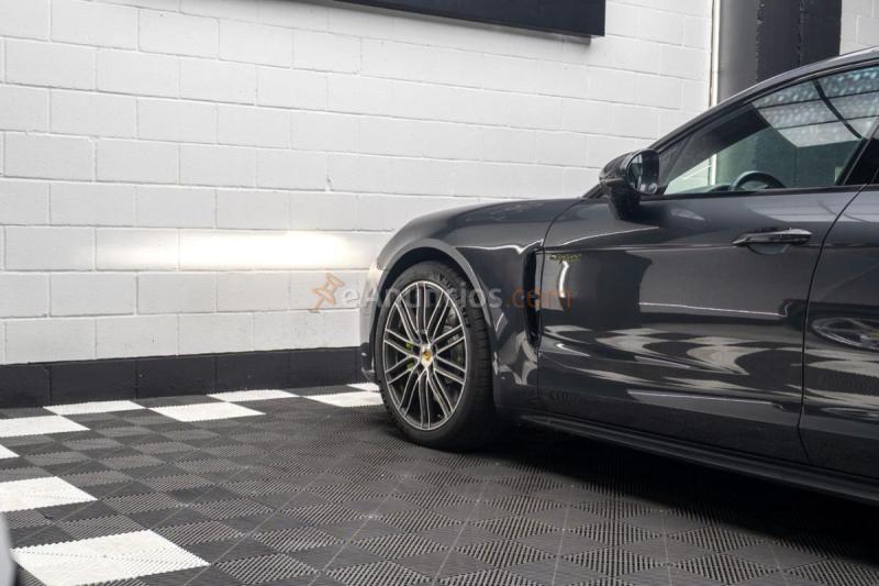 Porsche Panamera 4 E-Hybrid Sport Turismo