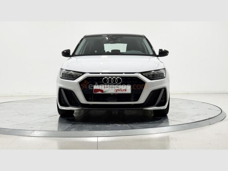 Audi a1 1.0 30 tfsi s tronic adrenalin sportback 116 5p