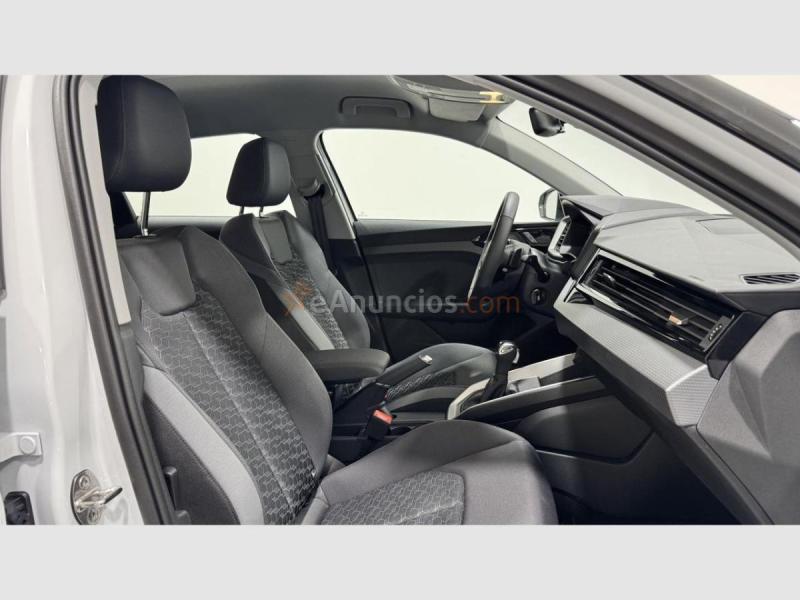 Audi a1 1.0 30 tfsi s tronic adrenalin sportback 116 5p