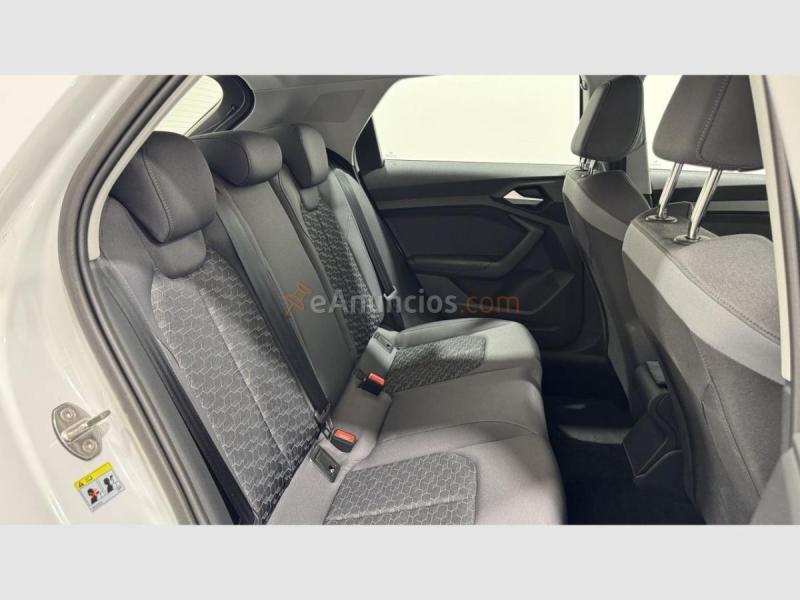 Audi a1 1.0 30 tfsi s tronic adrenalin sportback 116 5p
