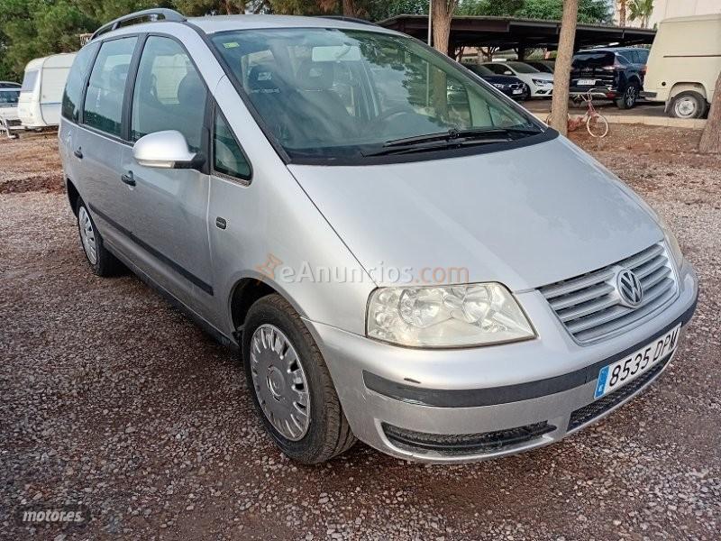 Volkswagen Sharan 1.9 TDI 130 CV 7 PLAZAS. de 2005 con 304.000 Km por 3.000 EUR. en Murcia