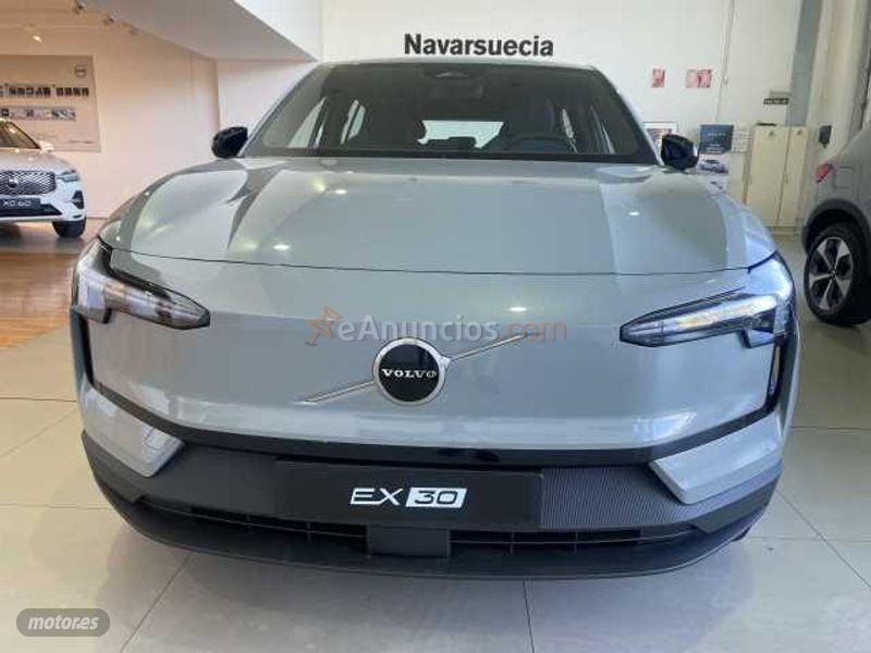 Volvo EX30 EX30 CORE P5 LONG RANGE ELECTRIC con 1 Km por 36.900 EUR. en Navarra