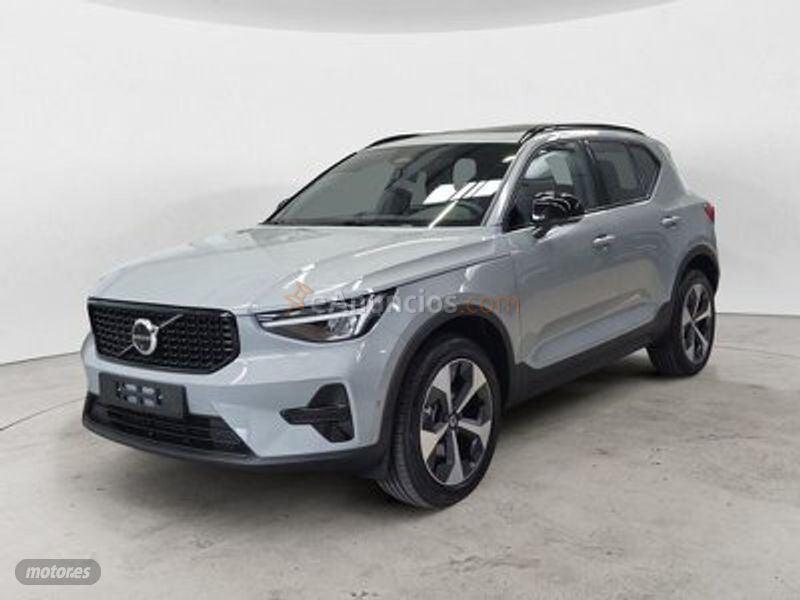 Volvo XC40 XC40 ULTRA B3 (G) MILD HYBRID DARK de 2026 con 8 Km por 40.900 EUR. en Navarra